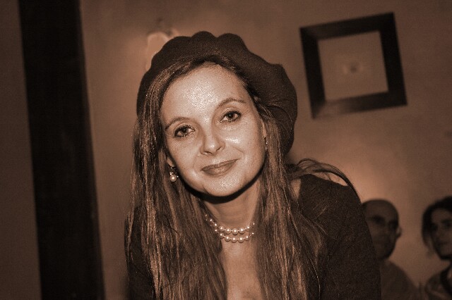 min 2006 10 31 latino 201 sepia
